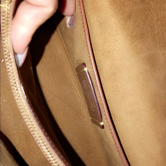 Coach Purse 👜 - Picture 4 of 8